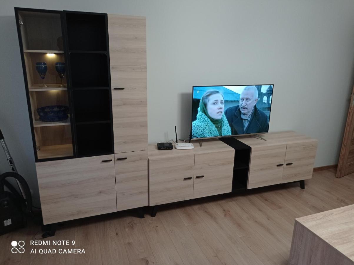 Apartament Na Parterze Stalowa Wola Bagian luar foto